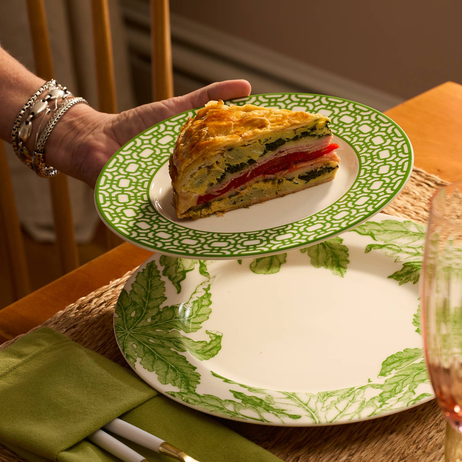 Caskata - Wholesale Dinner Plate - Freya Rimmed Dinner Plate2