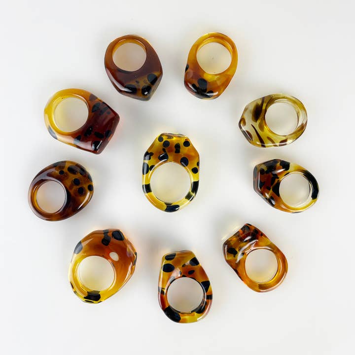 Ultra Lit by SaraBeth Post Eskuche - Wholesale Cocktail/Statement Ring - Glass Tortoise Shell Ring1