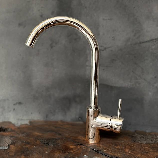 Artihand - Wholesale Kitchen Tool/Gadget - Chrome Bathroom Sink Faucet - Single Handle Mixer Faucet for Bathroom and Wet Bar0