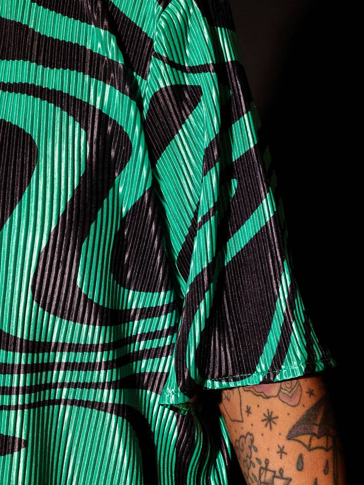 Burnt Toast - Wholesale Top & Skirt Set - Women's - Neptune Swirl Plissé Maxi Skirt Set7