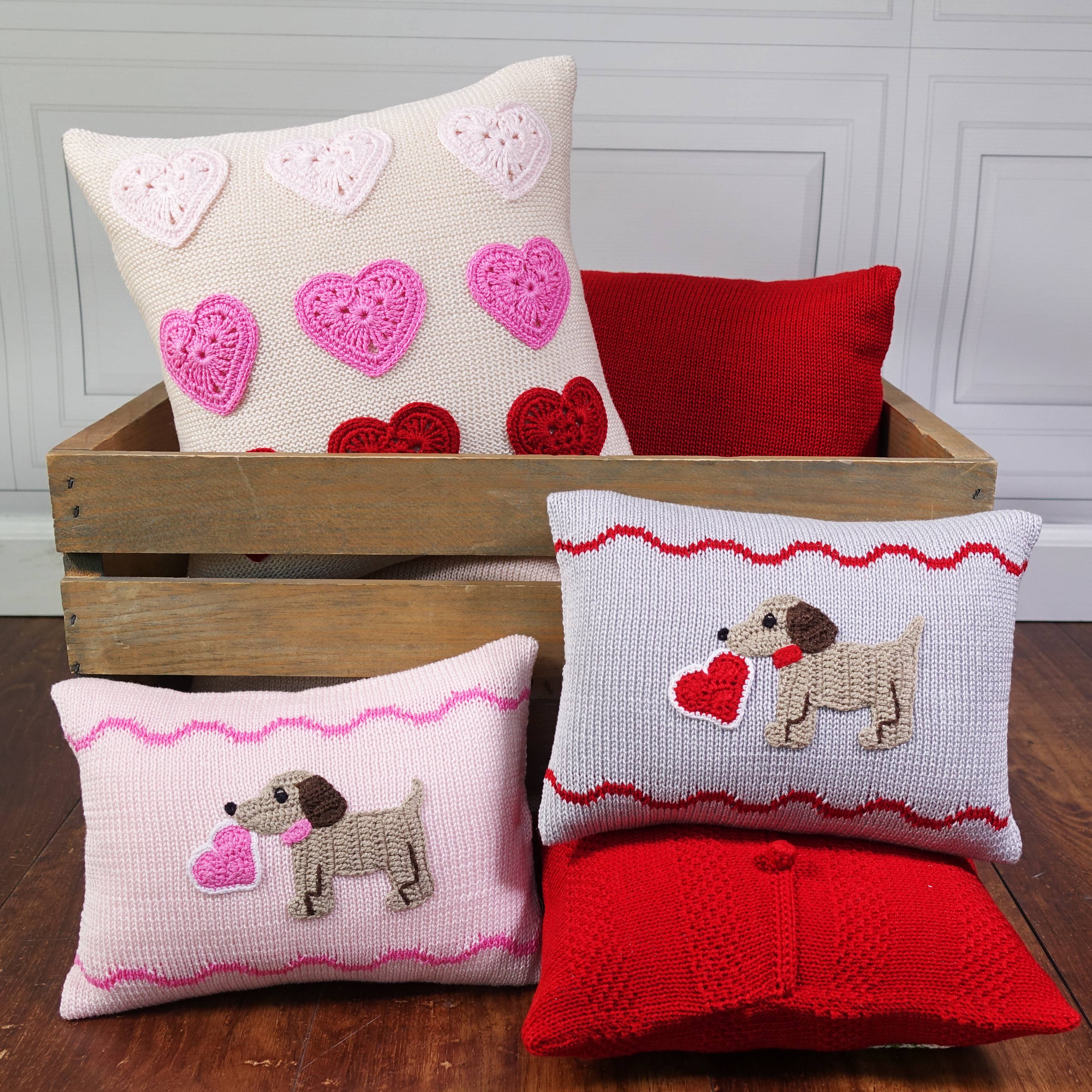 Melange Collection - Wholesale Throw/Decorative Pillow - Valentine Puppy Dog Mini Pillow - Pink3
