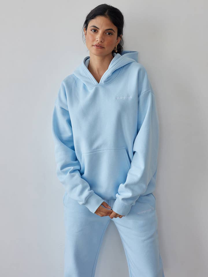 Basics Dream Unisex-Kapuzenpulli, blau für den Großhandel von Elevated Faith