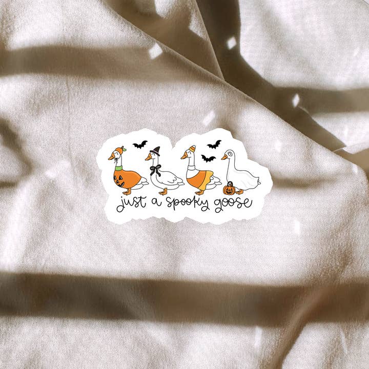 Juste un autocollant d'oie effrayante pour la vente par amarieacreates