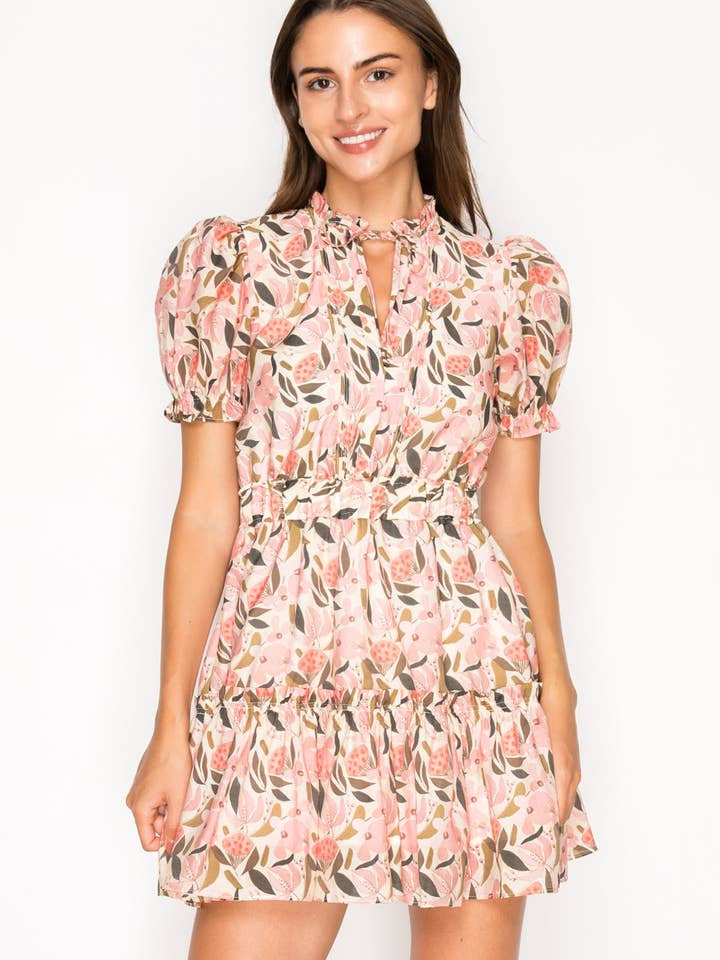 Pfingstrosen-Glanz-Kleid in Kurzform für den Großhandel von Meet me in Santorini