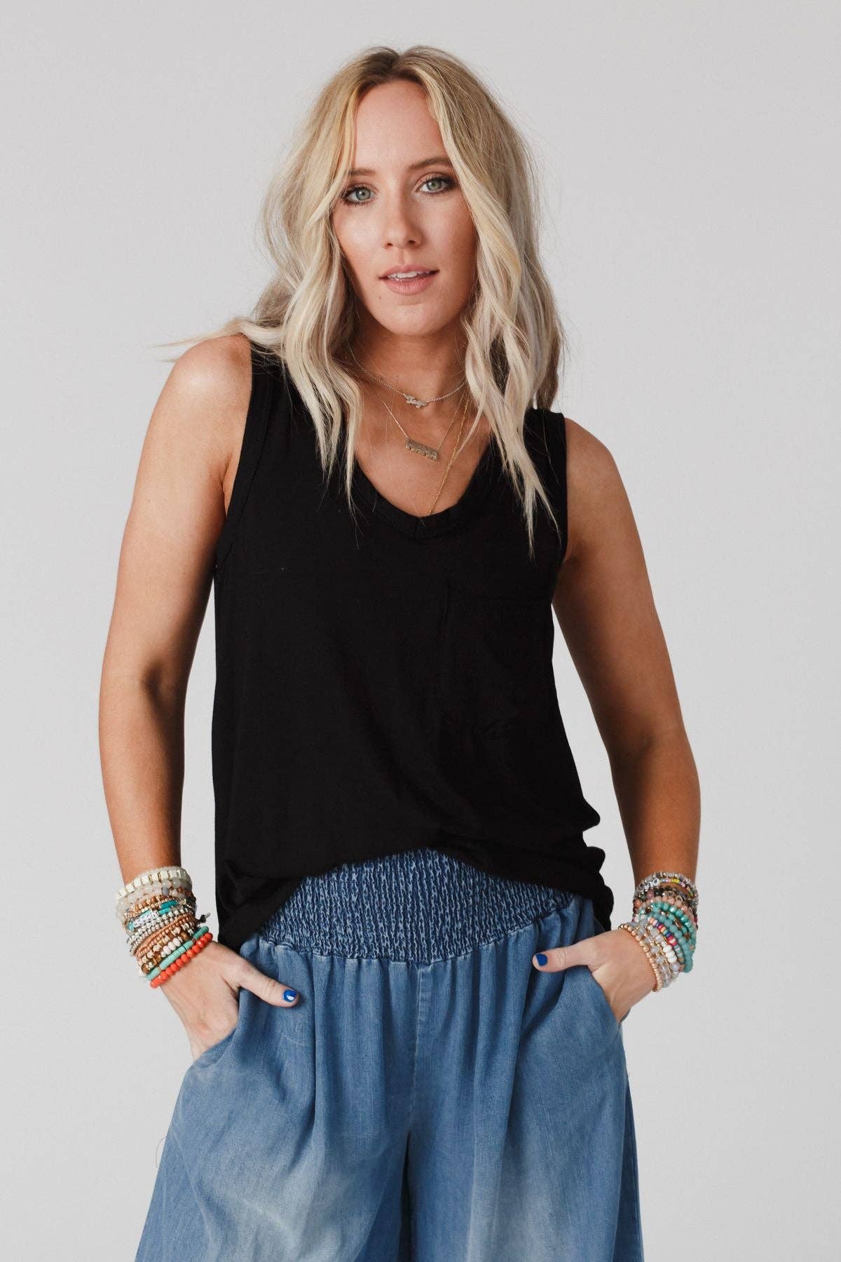 Three Bird Nest - Vente Débardeur – femme - Débardeur Shelli à encolure dégagée - Noir