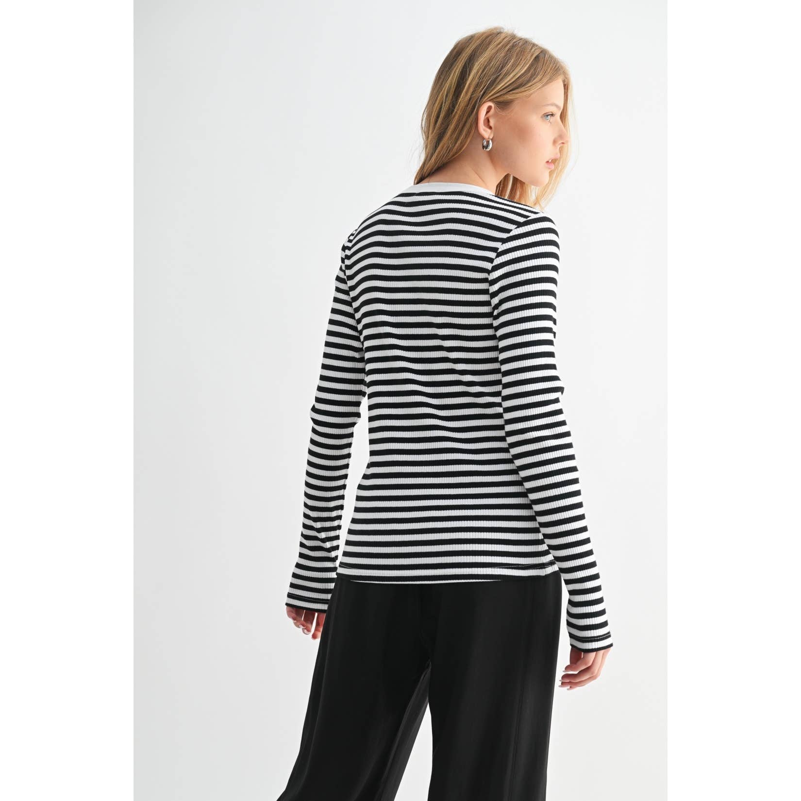 FUN2FUN – Top de malha - Mulher por atacado – TOP DE MALHA DE MANGA COMPRIDA A RISCAS15