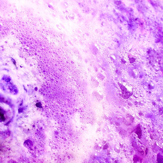 Lend Me Some Sugar Bath Company - Wholesale Bath bomb/fizz - Lavender Swirl Bath Bomb4