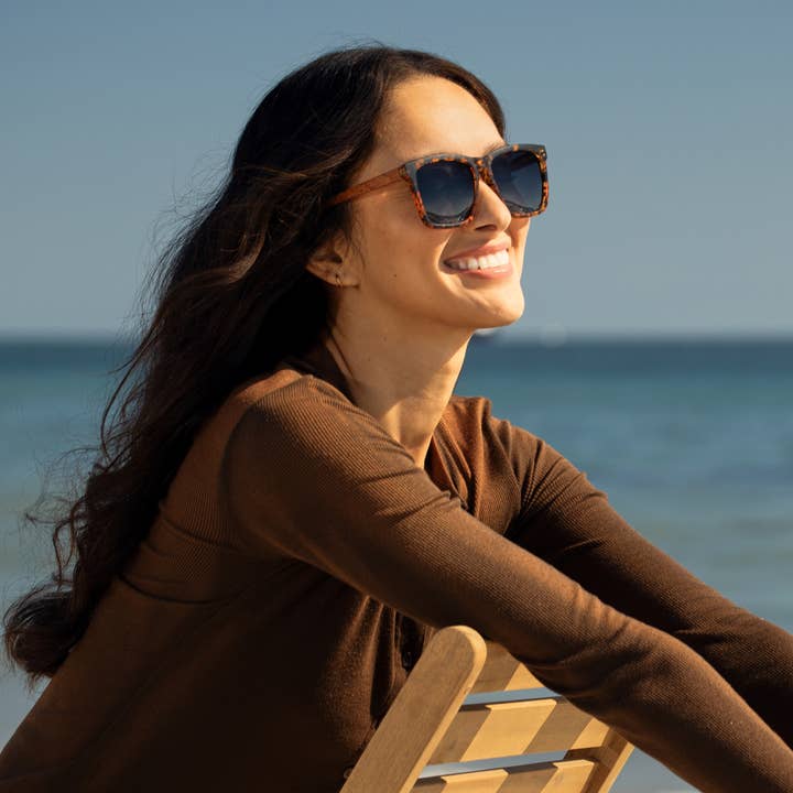 Blue Planet Eco-Eyewear - Wholesale Sunglasses - Unisex - BP19991 - Koa - Tortoise / Walnut Wood / Smoke Polarized1