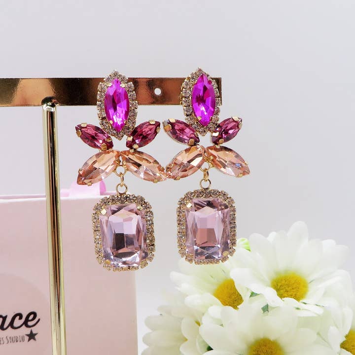 ROSA SKYLAR - Paio Orecchini con pietre sfaccettate for wholesale on Faire1