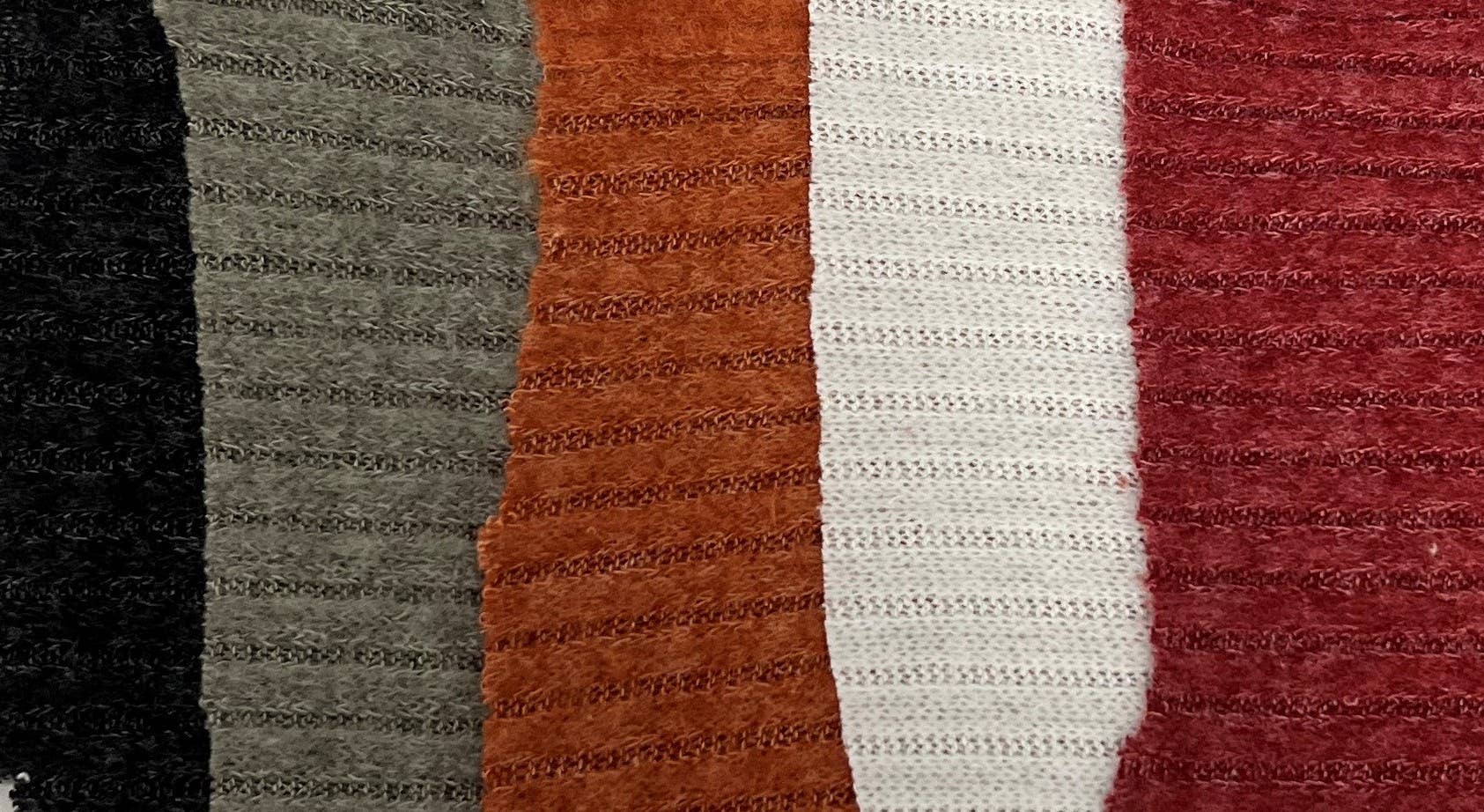 Pink Irene Wholesale - Vendita all'ingrosso Cardigan - Donna - CARDIGAN A COSTE TINTA UNITA CON TASCA A TINTA UNITA15