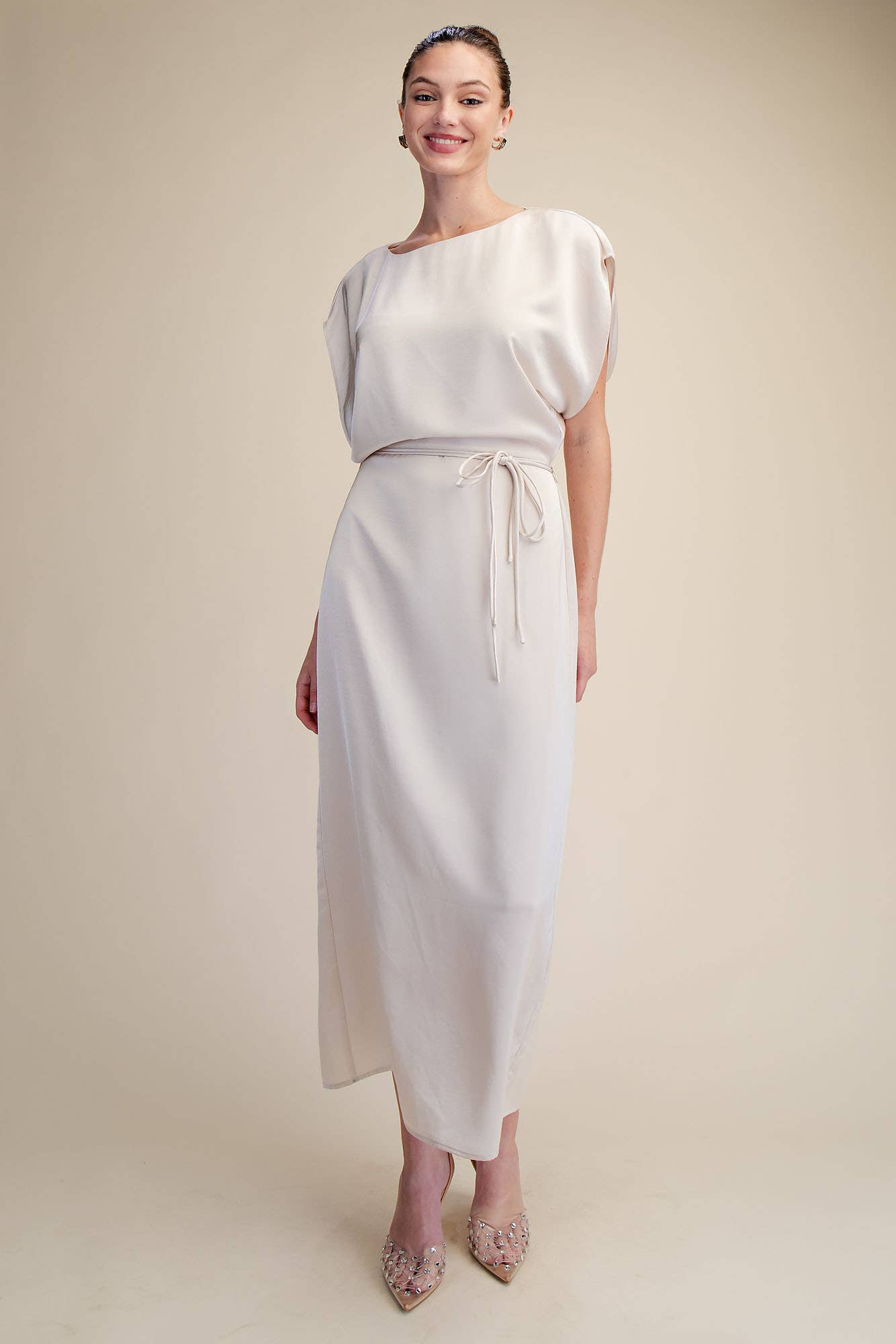 Glam - Wholesale Dress - Women's - Round Neck Waist Tie Back Slit Midi Dress0