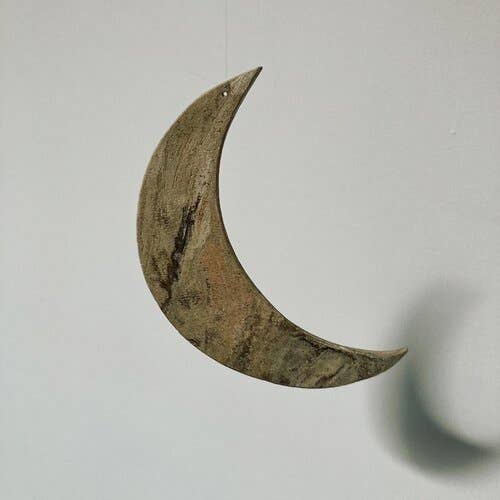 Luna Hanging Pendant - decoração de parede em cerâmica por atacado de Katie Troisi Pottery