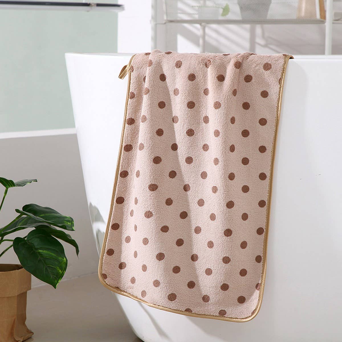 ACCITY - Wholesale Bath Towel - CORAL FLEECE POLKA DOT ABSORBENT FACE TOWEL_CWMM22670