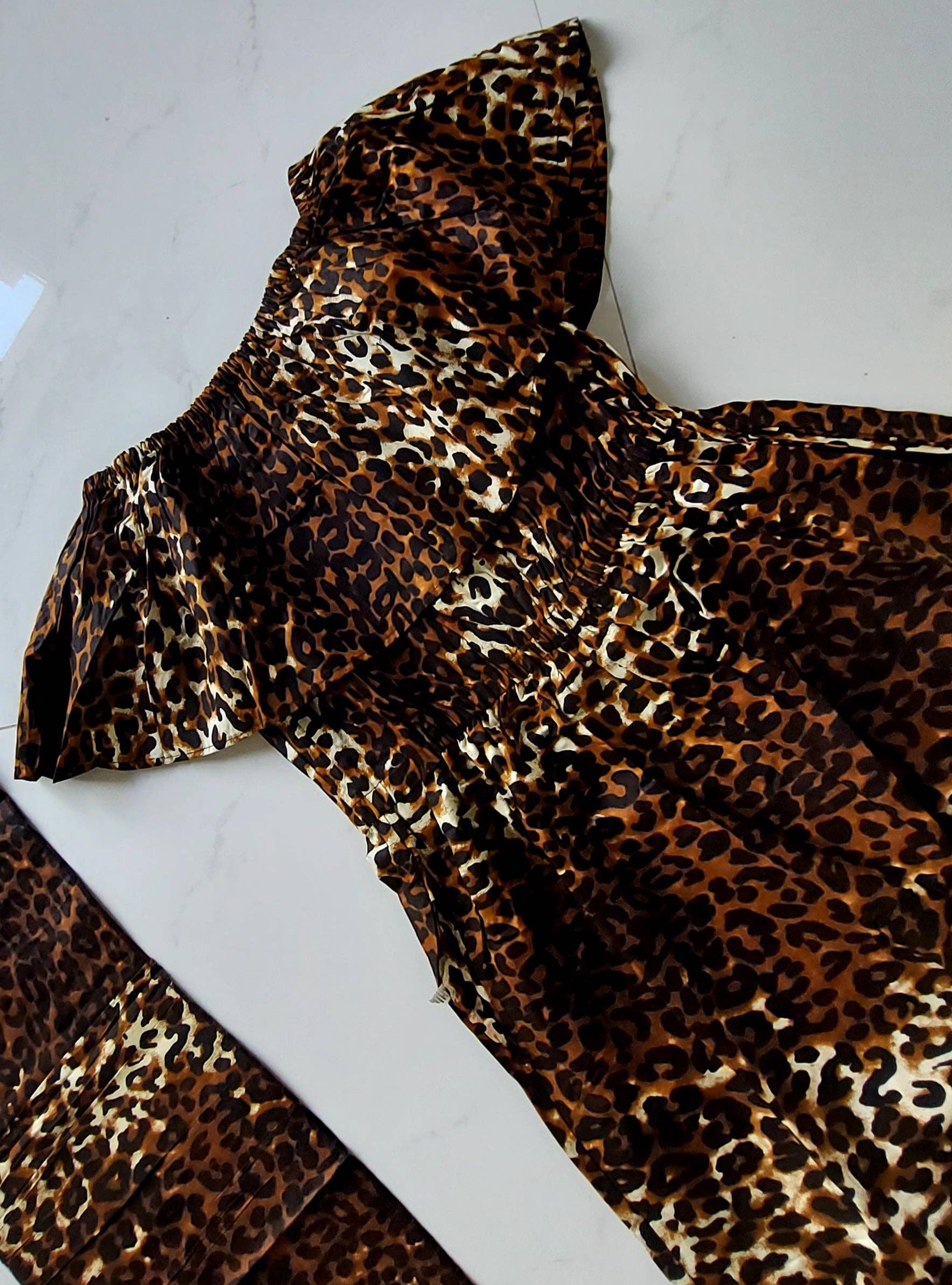 India Batik – Großhandel Jumpsuit – Damen – Ganzer Strampler//Overall Brown Animal- 11231