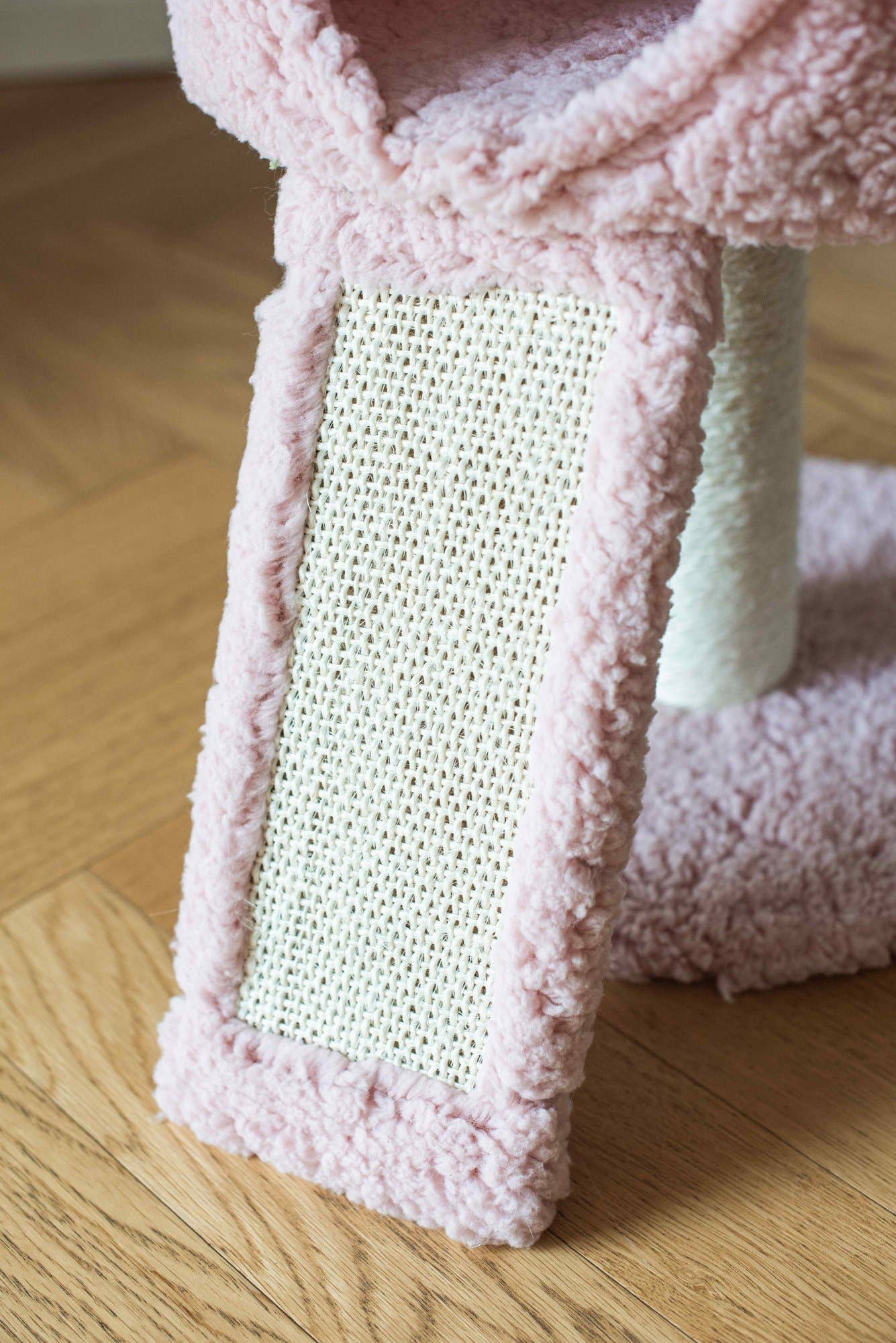 PetPals Group - Wholesale Pet Scratcher - Cat - Catry Flamingo Cat Tree with Scratching Ramp6