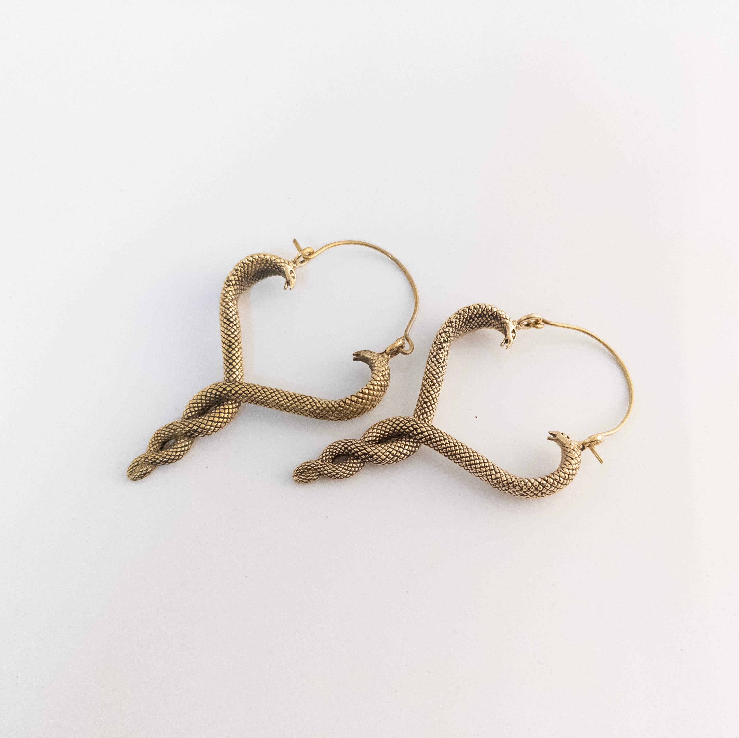 Tenzing Collections - Wholesale Dangle Earrings - Snake Earrings, Golden and Silver2