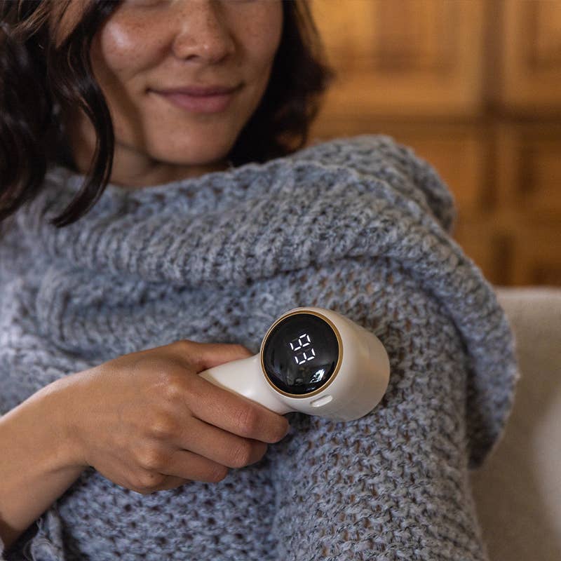 FashionIt - Wholesale Lint Roller - FabFresh Rechargeable Portable Lint Remover + Fabric Shaver6