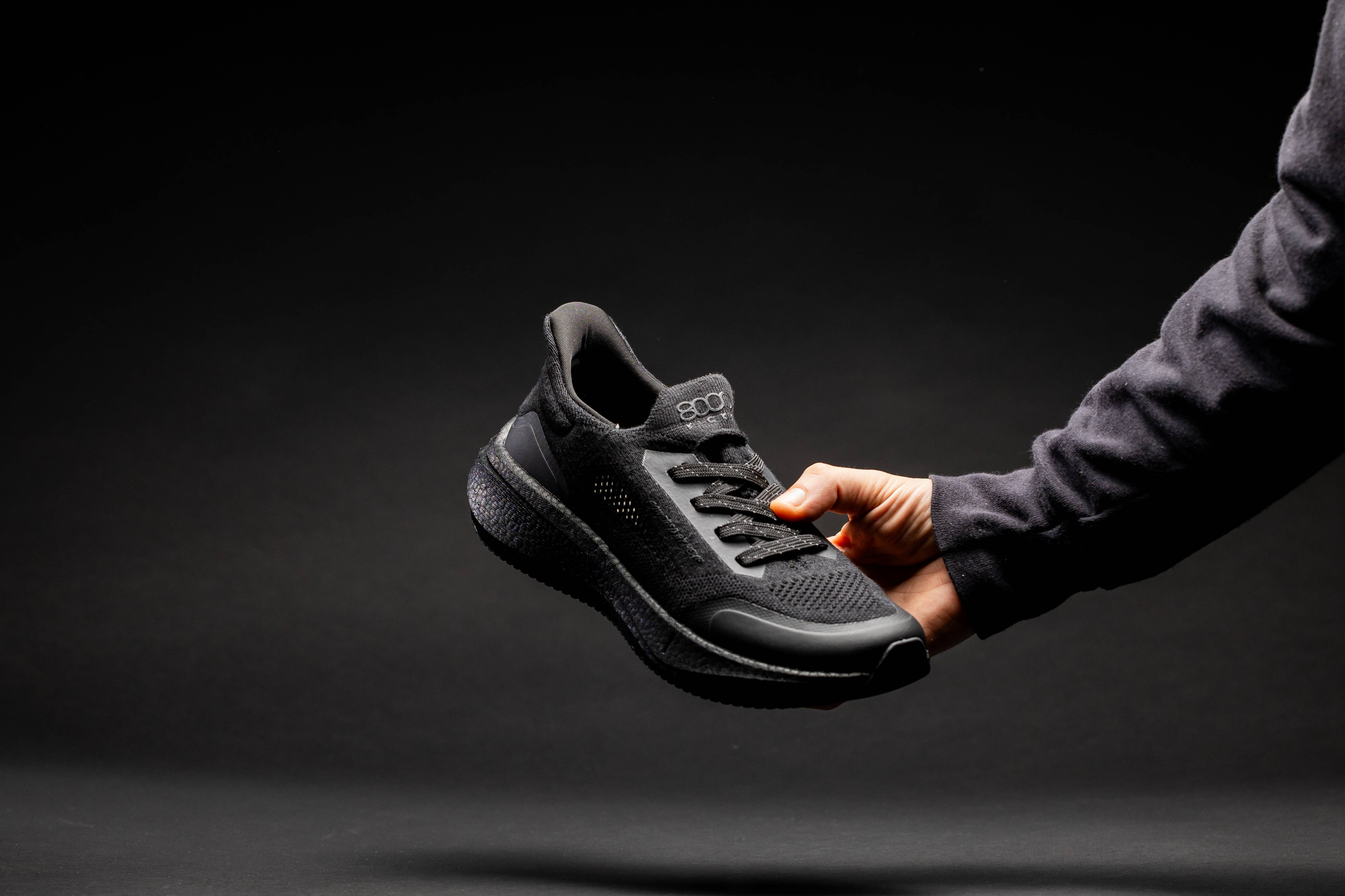 8000Kicks - Vente Baskets tendance – homme - Hemp Runner entièrement noir0