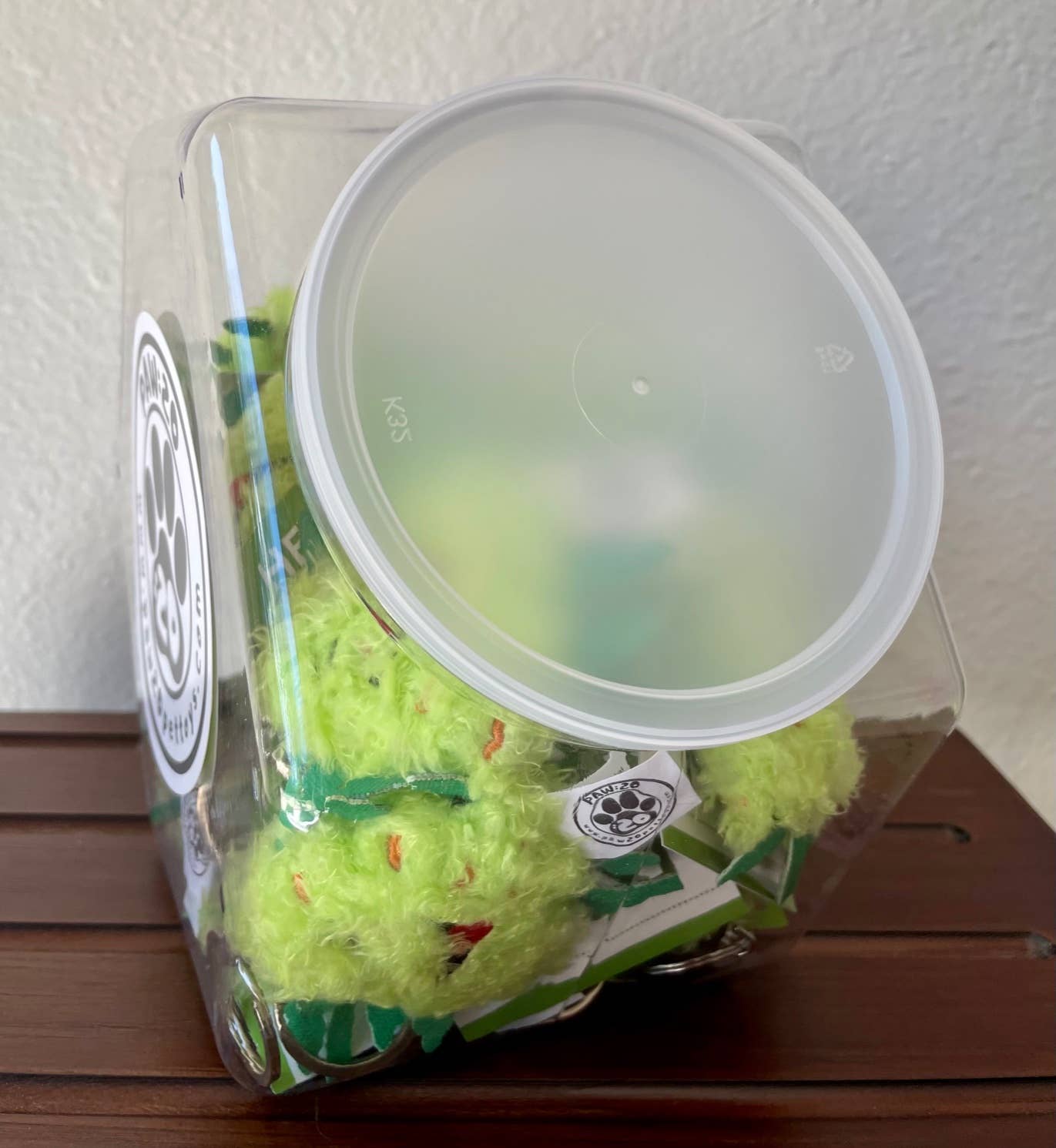 PAW:20 - Wholesale Pet Toy - Cat/Dog - Bud the Weed Nug 420 Keychain Display | Great Impulse Item3