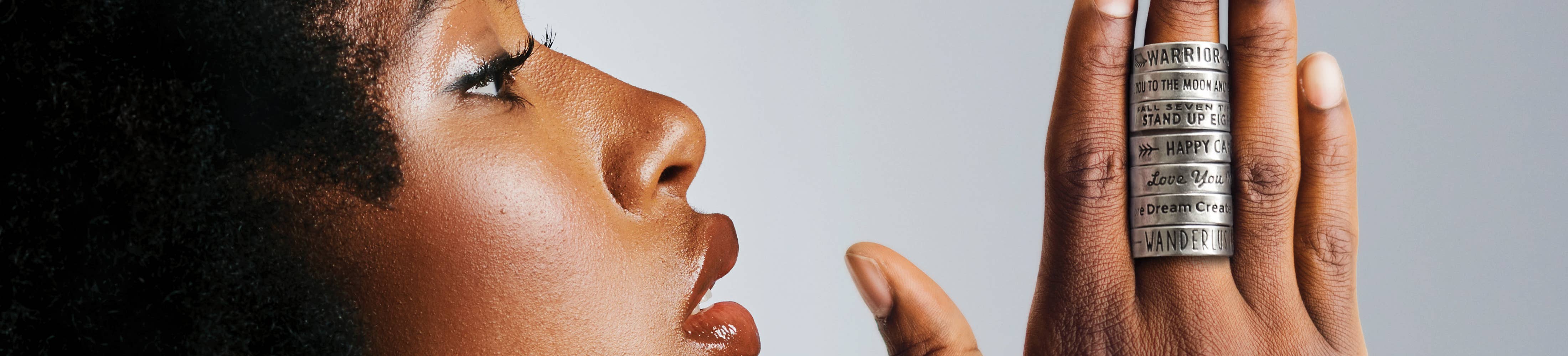 Whitney Howard Designs – Großhandel Band/Stapelring – Inspire Ringe, verstellbar — Bestseller-Geschenke8