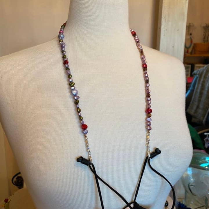 Leanne Bruce Co. - Wholesale Sunglasses/Eyeglasses Strap - Women's - Eyeglass Readers Beaded Chain Lanyards for Sunglasses & Mask4