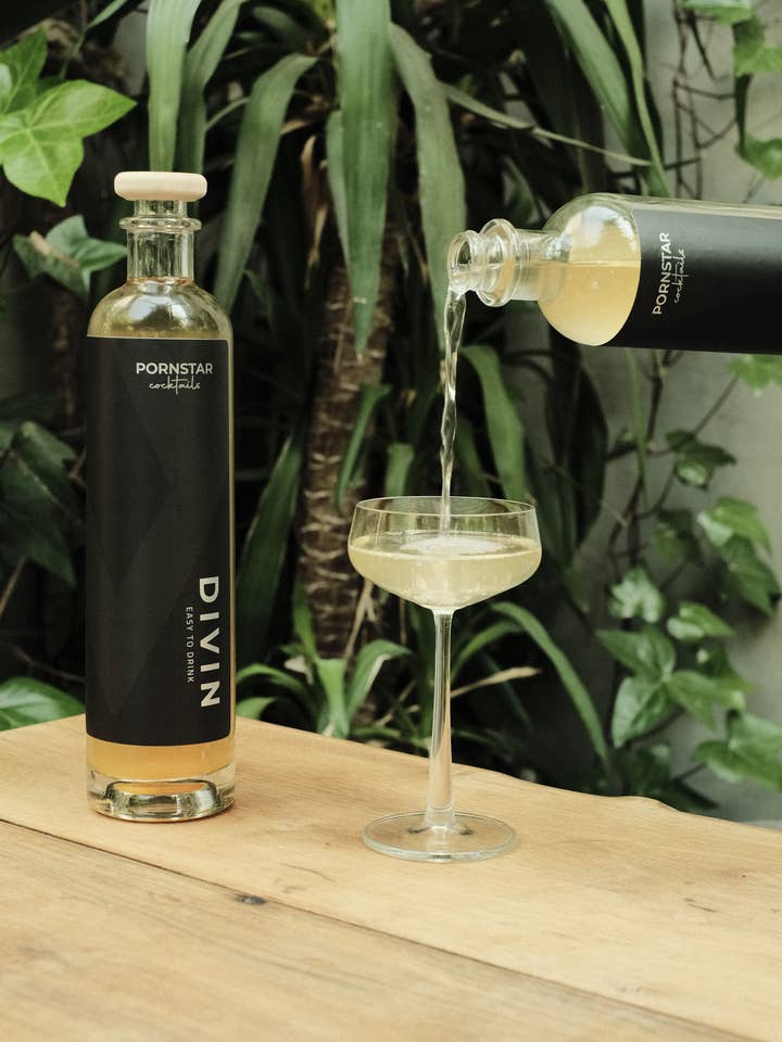 Pornostjerne 0.70cl for engroshandel hos DIVIN Cocktails