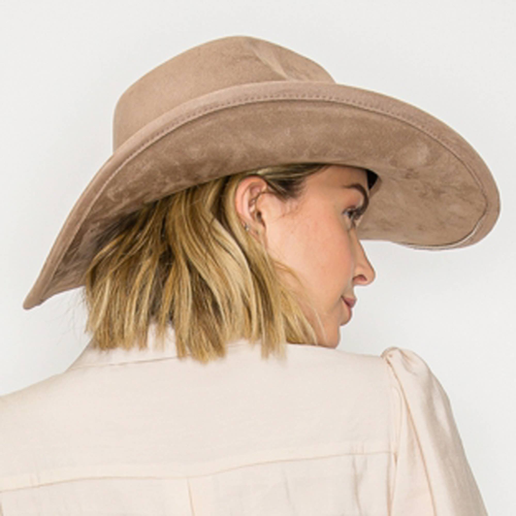 Queens INC – wholesale Cowboy Hat – Women’s – Best seller !!  Fashion Vegan suede  cowboy hat 40