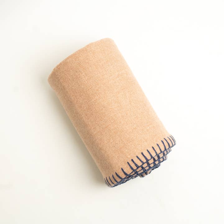 ART HIMALAYAN TRADING LTD - Wholesale Throw Blanket - Christmas 100% Pure Cashmere Luxury Blanket Travel Throw  1