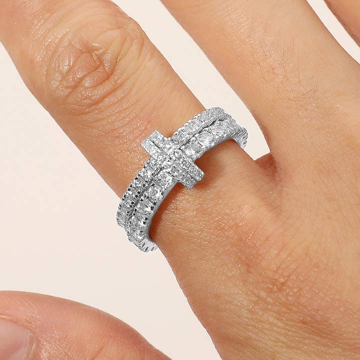 Sensibling Corp. - Wholesale Multi-Stone Ring - Two Tone Stone Paved Interlocking Double Band Ring5