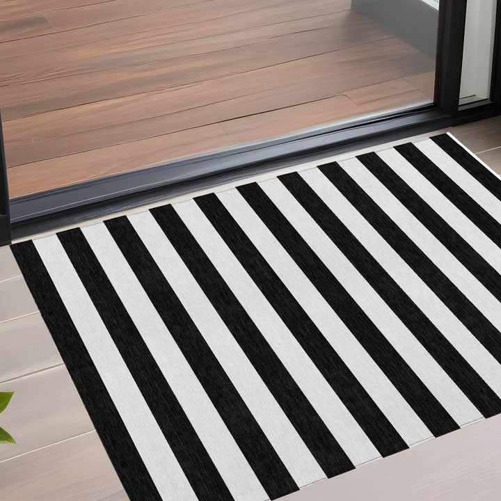 HomeRoots - Wholesale Area rug - 3X5 Black and White Striped Non Skid Indoor Outdoor Area Rug1