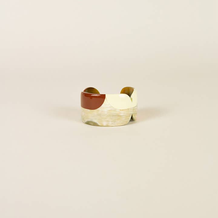 rivêt - L'Indochineur - Wholesale Cuff Bracelet - Nymph cuff in horn and Burgundy lacquer