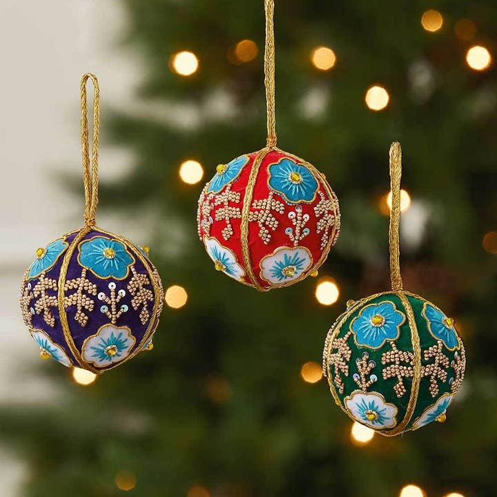 SERRV International - Wholesale Ornament Set - Zardosi Ball Ornaments - Set of 31