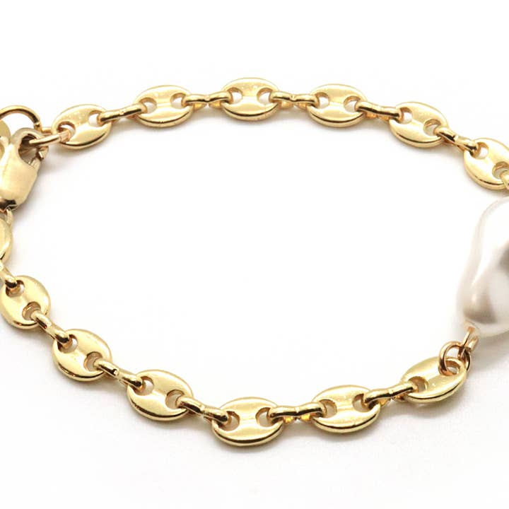 Dainty white pearl with gold non tarnish chain bracelet for wholesale by Jessica Santander