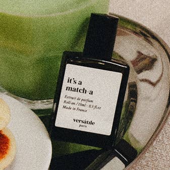 HET IS EEN MATCH-A - PARFUMEXTRACT voor wholesale door VERSATILE PARIS