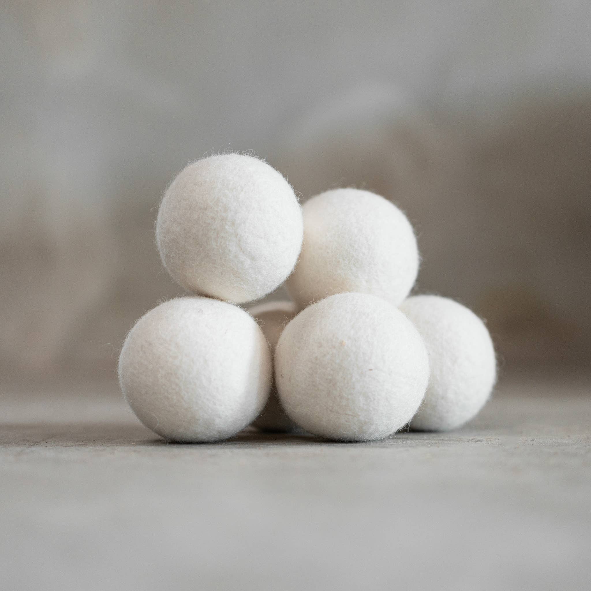 Van Buren - Wholesale Dryer Balls - Wool Dryer Balls - Bag of 6 pieces2