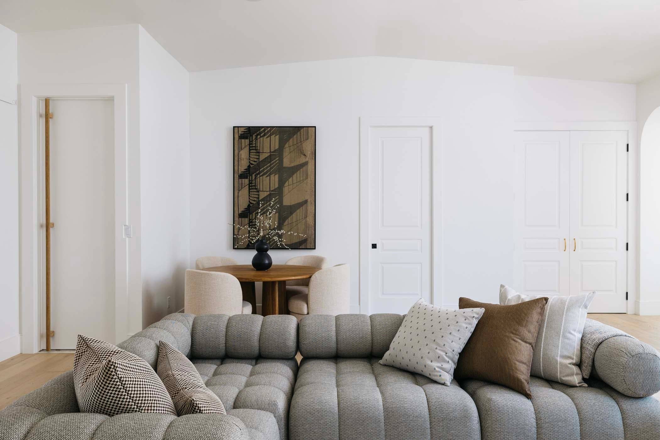 THELIFESTYLEDCO - Wholesale Throw/Decorative Pillow - Jolie Textured Slub Stripe Pillow - 3 Sizes10