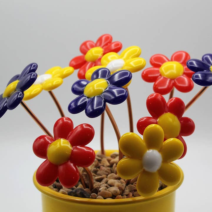 Fused Glass Daisy Plant Stake Wholesale for wholesale by Mellyn's
