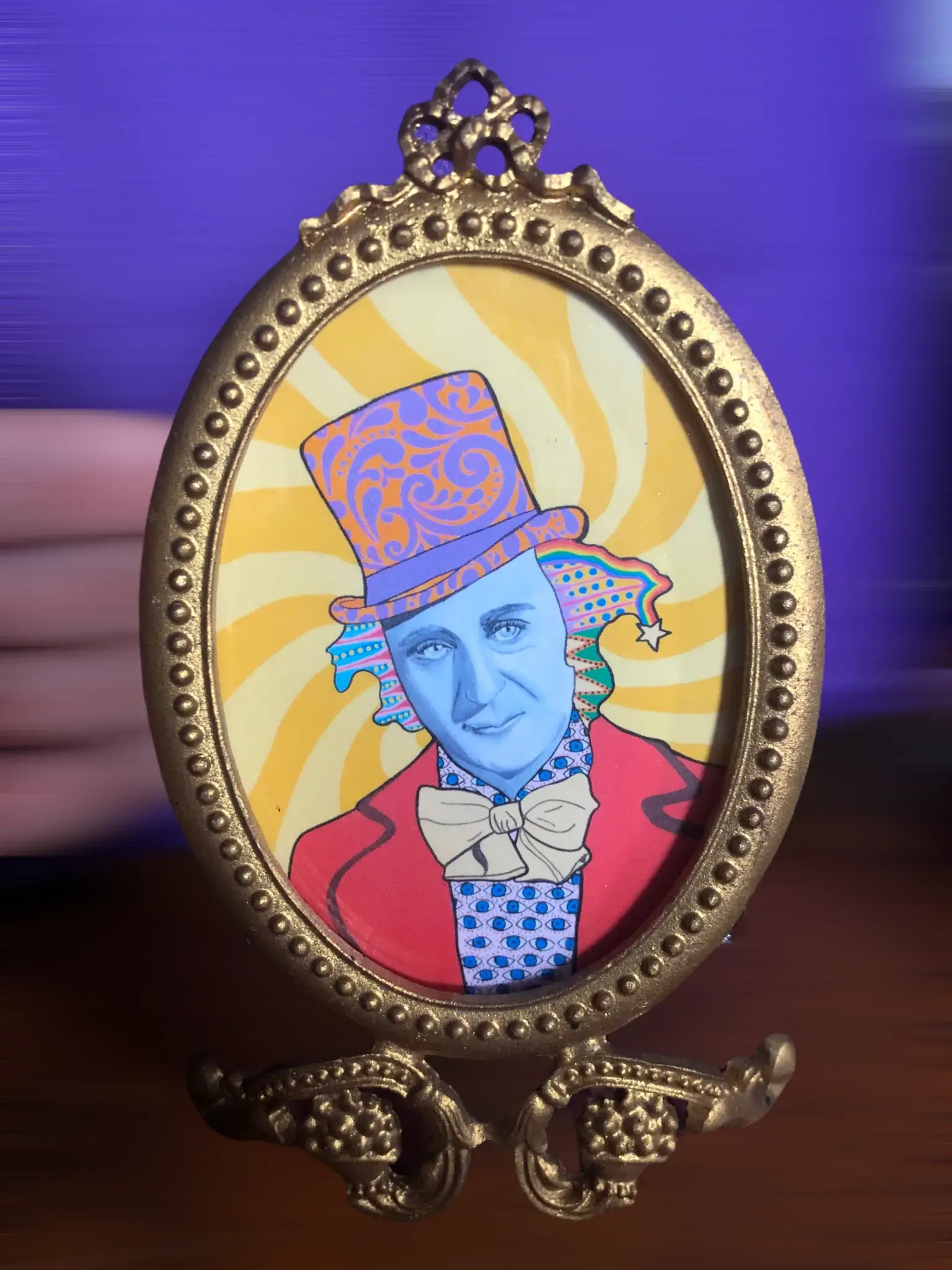 Somethingbadass – wholesale Picture frame – Baroque Oval Frame with Pop Art33