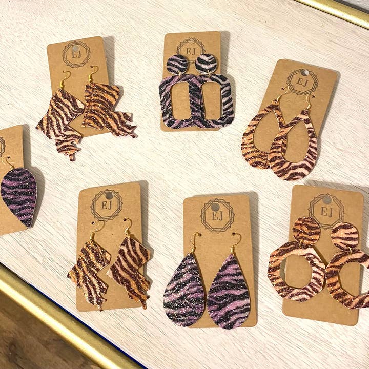 Elizabeth James Artisan Jewelry - Wholesale Dangle Earrings - The Rayas Gameday Dangle Earrings7