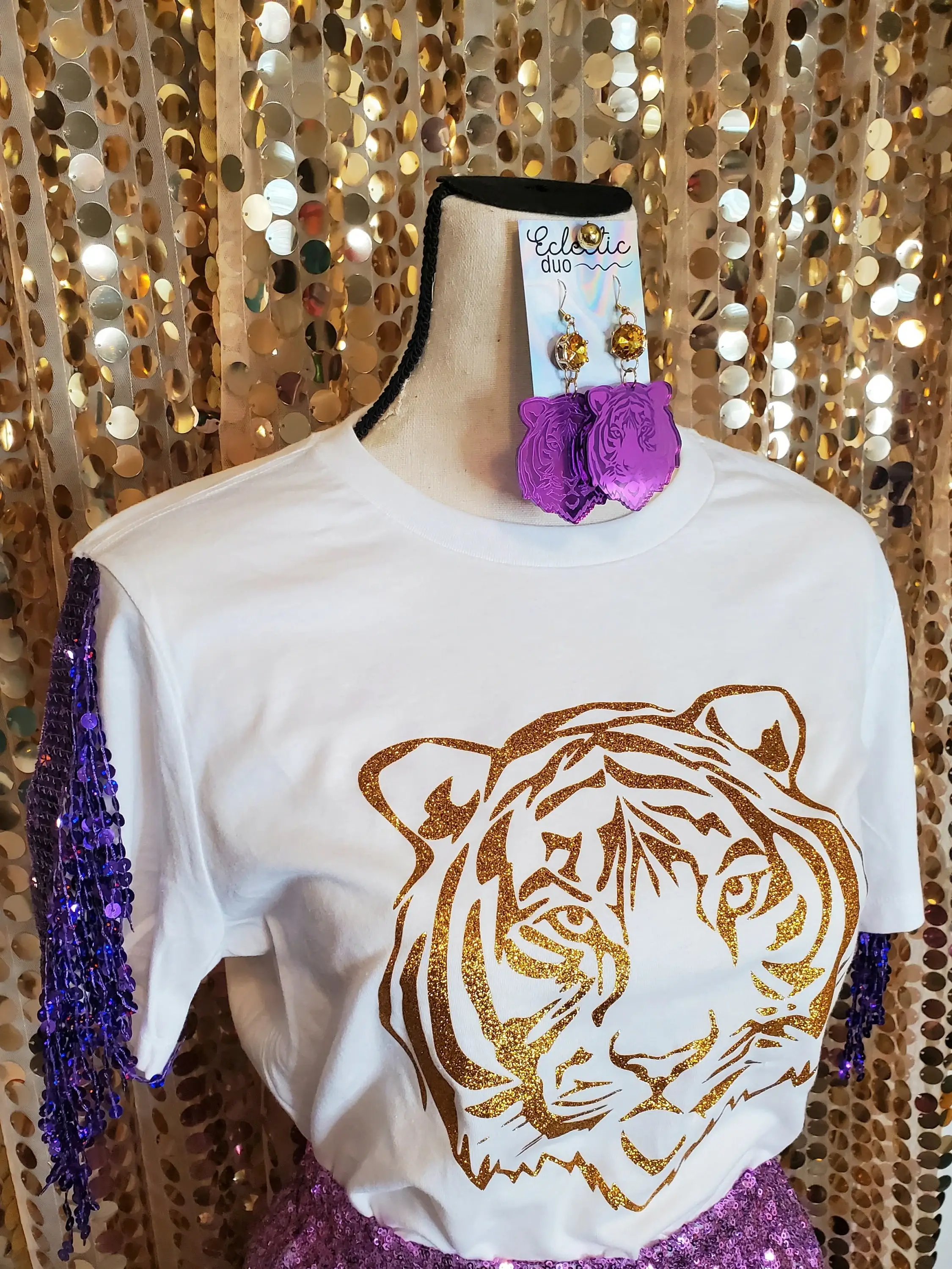 T-shirt Femme Visage de Tigre à Paillettes Dorées avec Franges à
