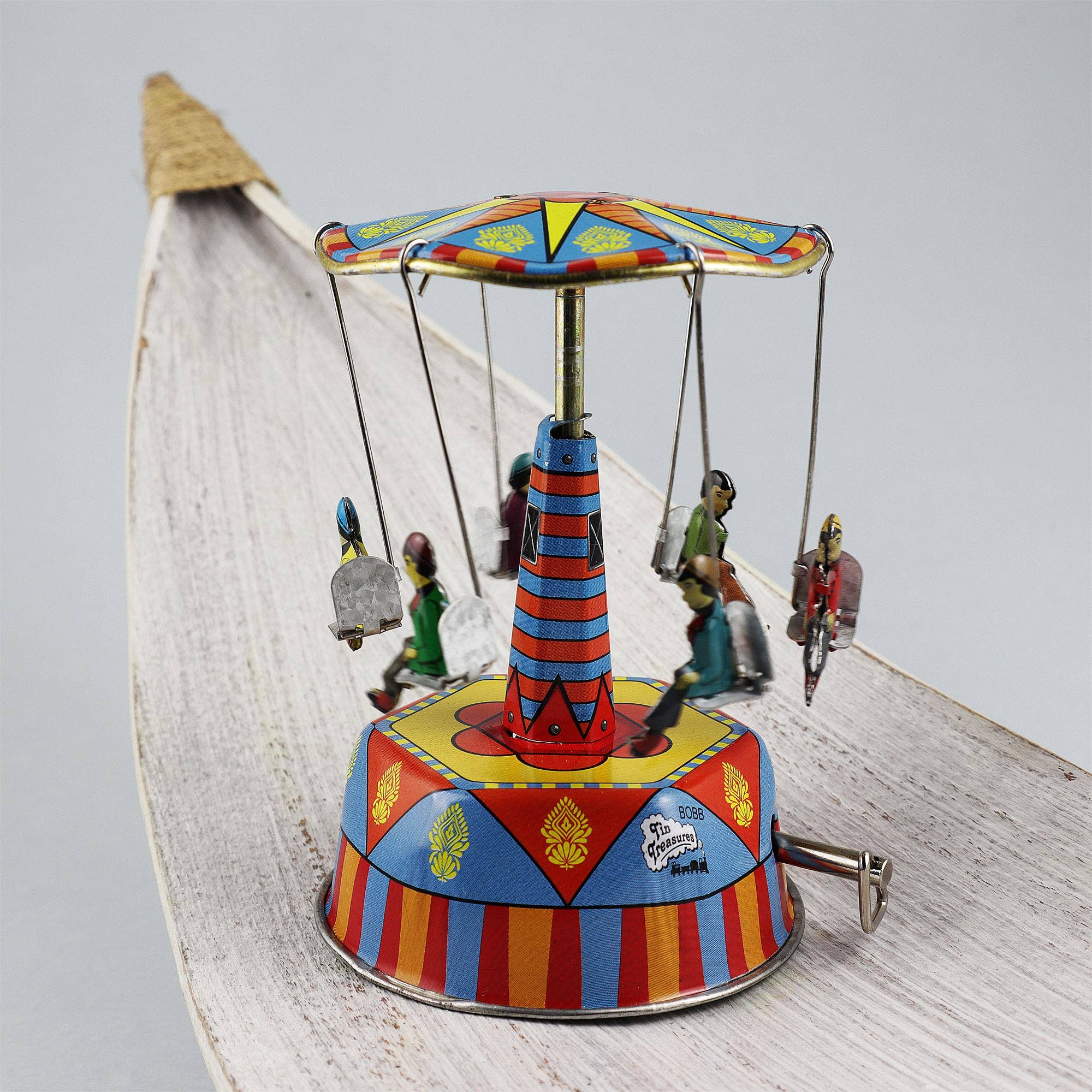Tribal Trade GmbH - Wholesale Decorative Figurine - Tin toy carousel music 02 La vie en rose music box8