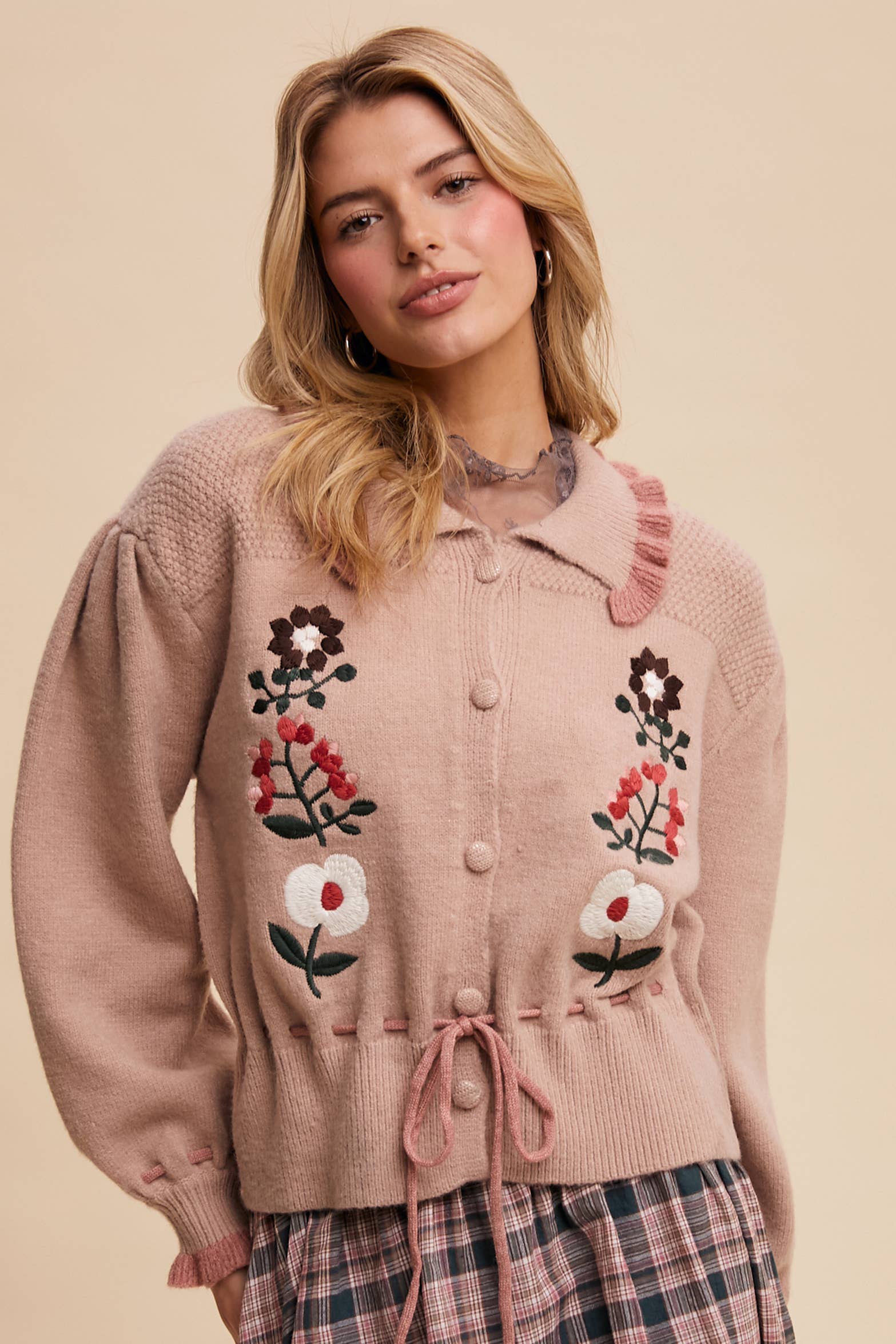 Listicle - Wholesale Cardigan - Women's - Floral Embroidered Knit Cardigan Sweater0