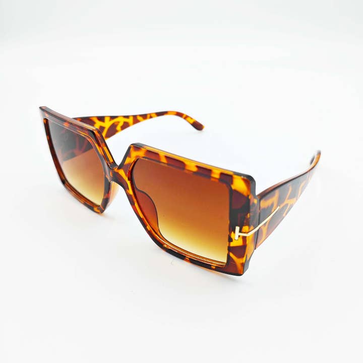 ACCITY - Wholesale Sunglasses - Women's - OVERSIZED SQUARE T-SHAPED SUNGLASSES FOR UNISEX_CWASG0251