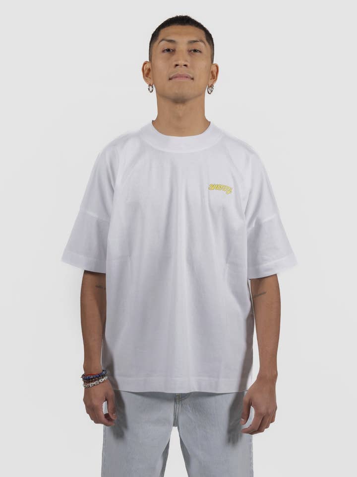 T-shirt oversize des années 90 - Blanc pour la vente par Shenty