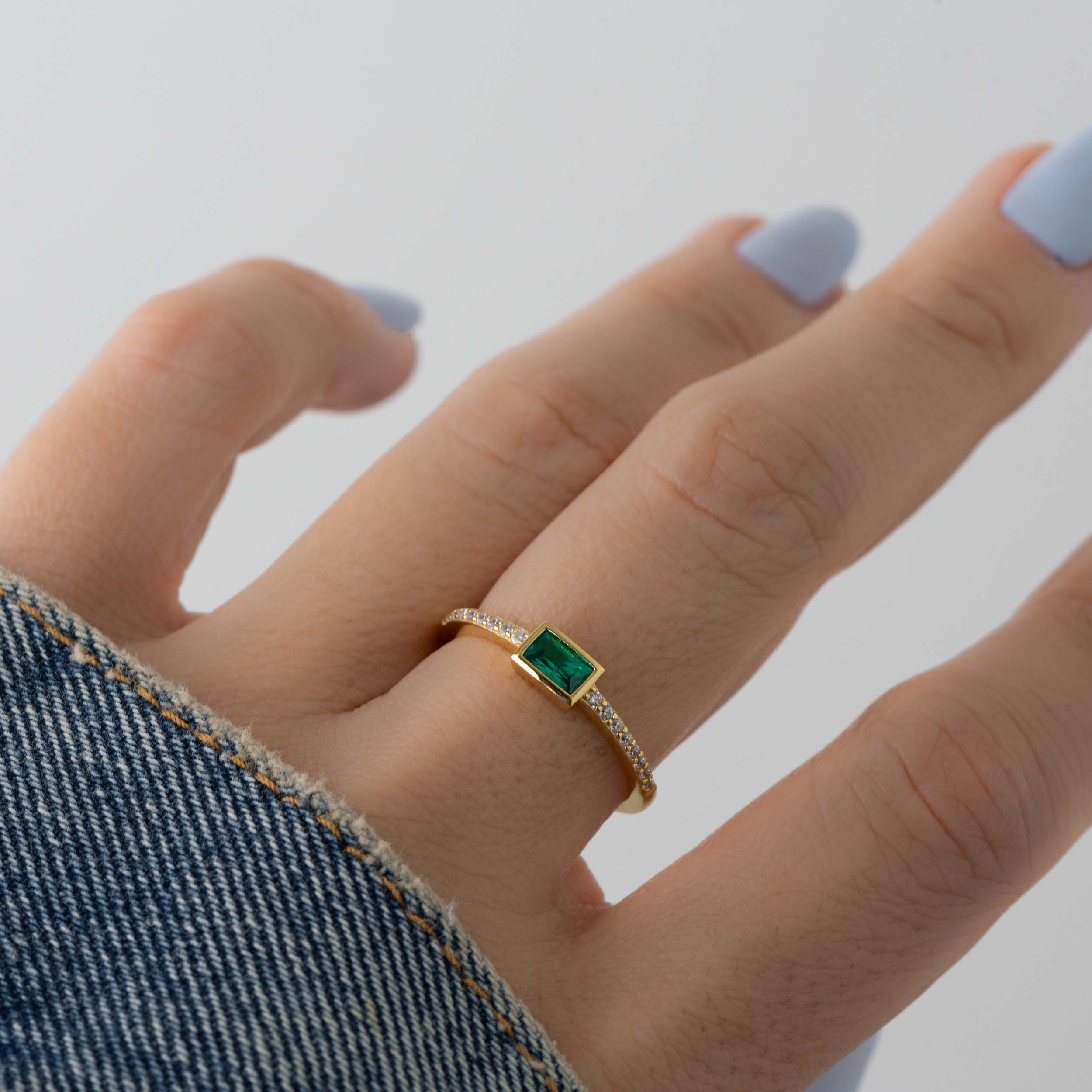 Sami Jewels – Engroshandel Ring med sten – Smaragd Baguette Ring1