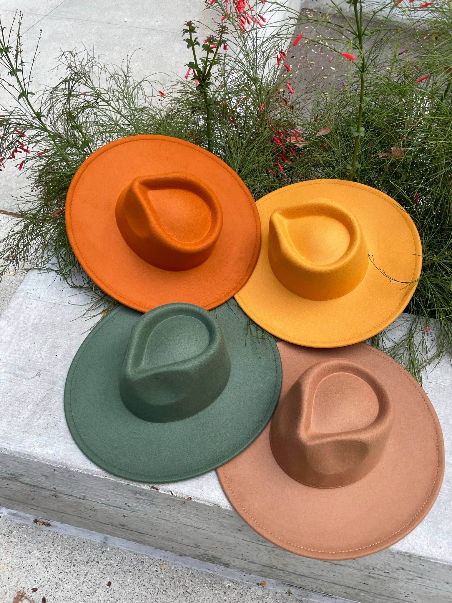 Love and Thyme - Wholesale Fedora - Women's - Vegan Felt wide Brim Rancher Hat11