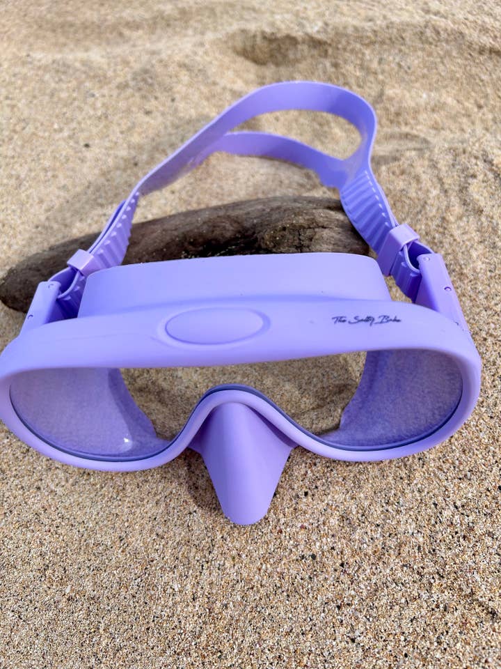 The Salty Babe - Wholesale Swim Goggles - Unisex - Looking Glass Dive Mask5