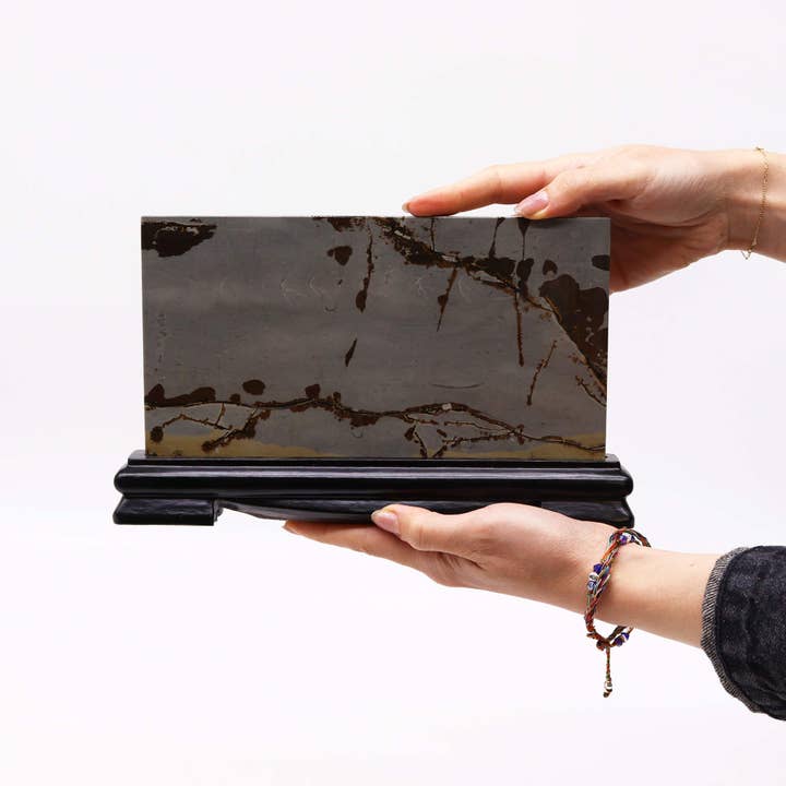 AWGifts Europe - Wholesale Decorative Tabletop Object - Guohua Natural Picture Stones2