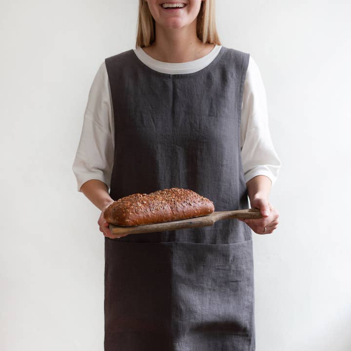 AmourLinen - Wholesale Apron - Pinafore linen apron1