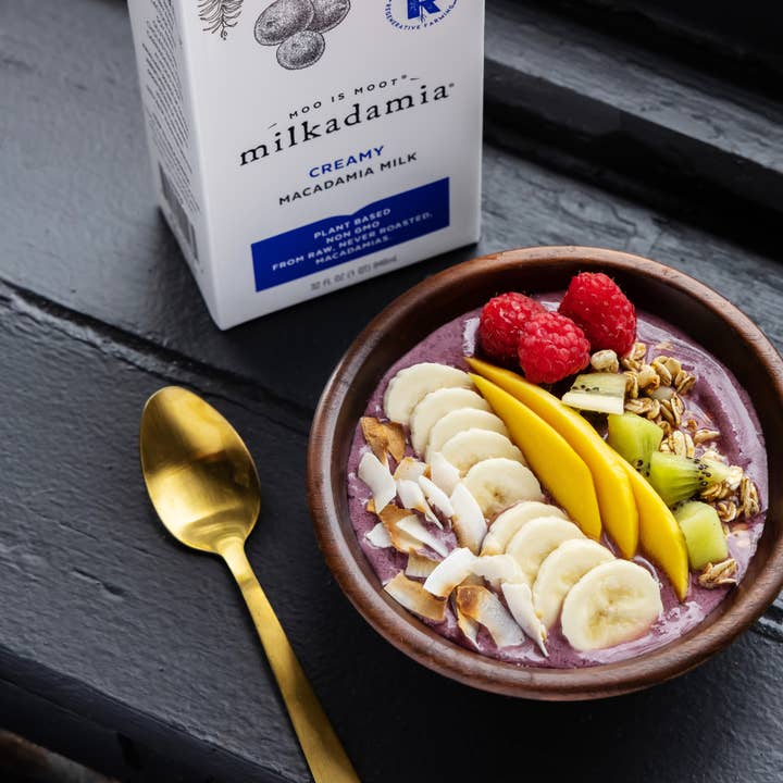 milkadamia - Wholesale Non-Dairy Milk - Creamy Macadamia Milk, Plant-based, 32 oz2